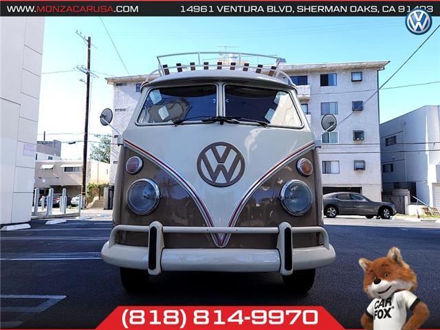 Volkswagen-Bus-23-Window-1974-VanMinivan-10