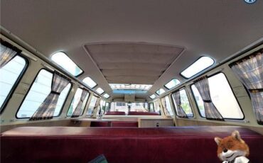 Volkswagen-Bus-23-Window-1974-VanMinivan-13