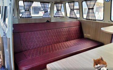 Volkswagen-Bus-23-Window-1974-VanMinivan-33