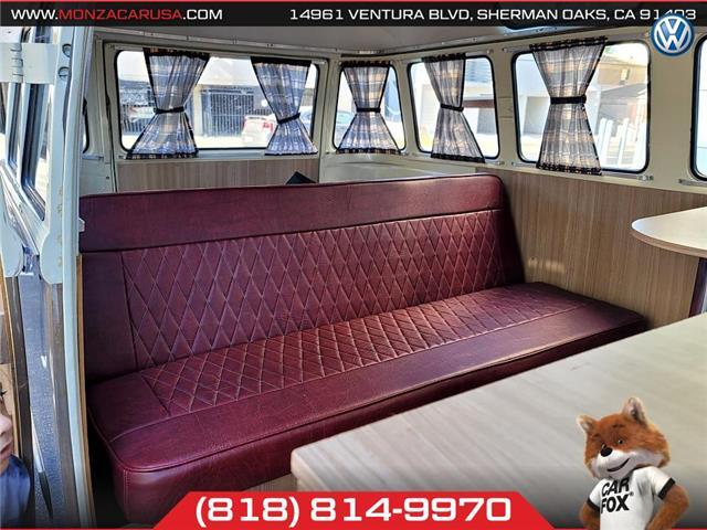 Volkswagen-Bus-23-Window-1974-VanMinivan-33