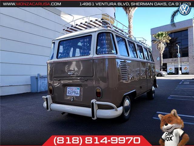 Volkswagen-Bus-23-Window-1974-VanMinivan-7
