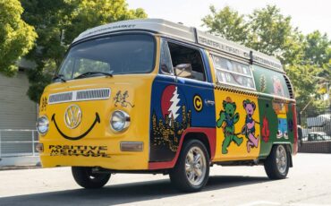 Volkswagen-Bus-type-2-1969-custom-1