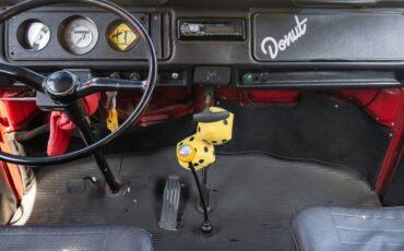 Volkswagen-Bus-type-2-1969-custom-10