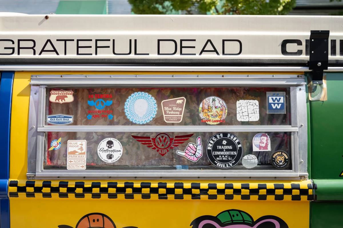 Volkswagen-Bus-type-2-1969-custom-14