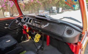 Volkswagen-Bus-type-2-1969-custom-4