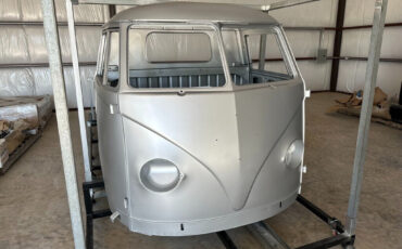 Volkswagen-BusVanagon-1960-Pickup-Truck-4
