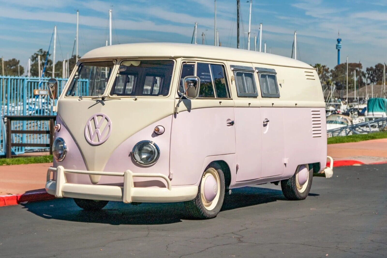 Volkswagen-BusVanagon-1961-5