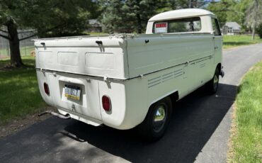 Volkswagen-BusVanagon-1967-2