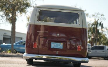 Volkswagen-BusVanagon-1967-MiniVAN-14