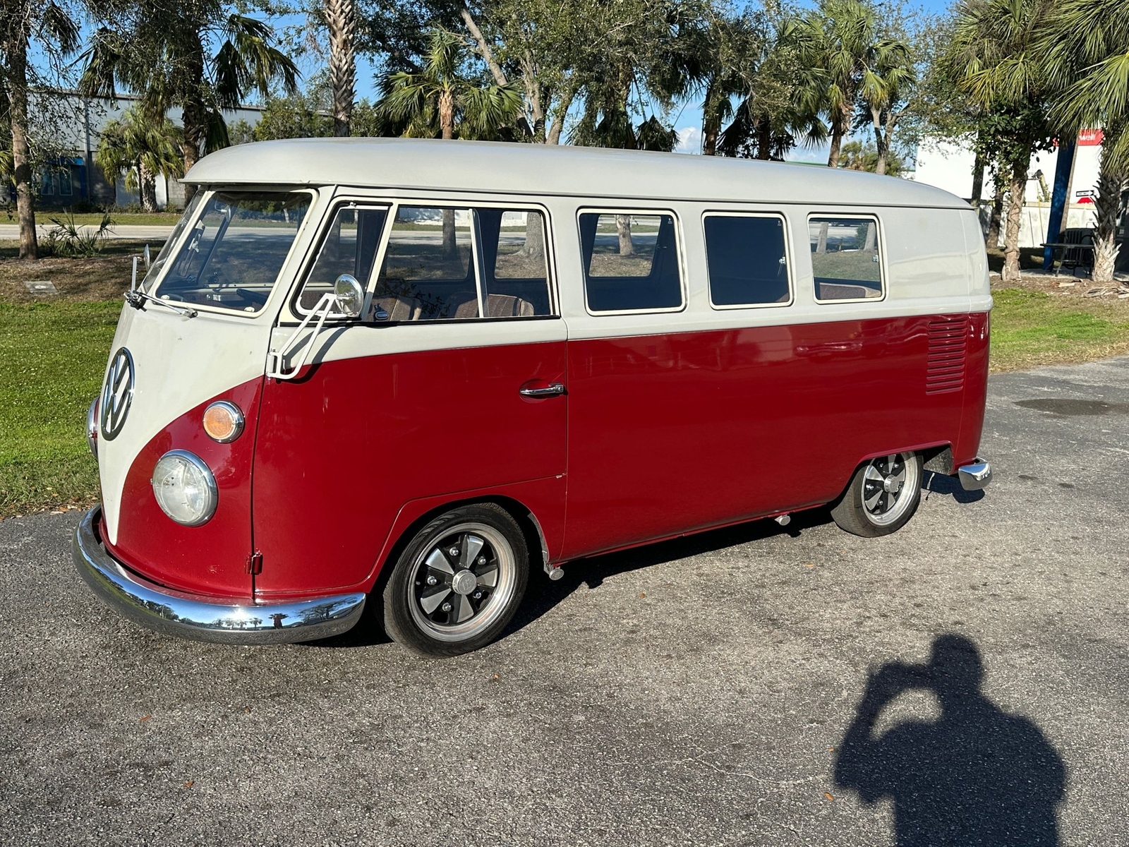 Volkswagen-BusVanagon-1967-MiniVAN-2