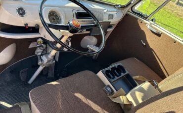 Volkswagen-BusVanagon-1967-MiniVAN-3