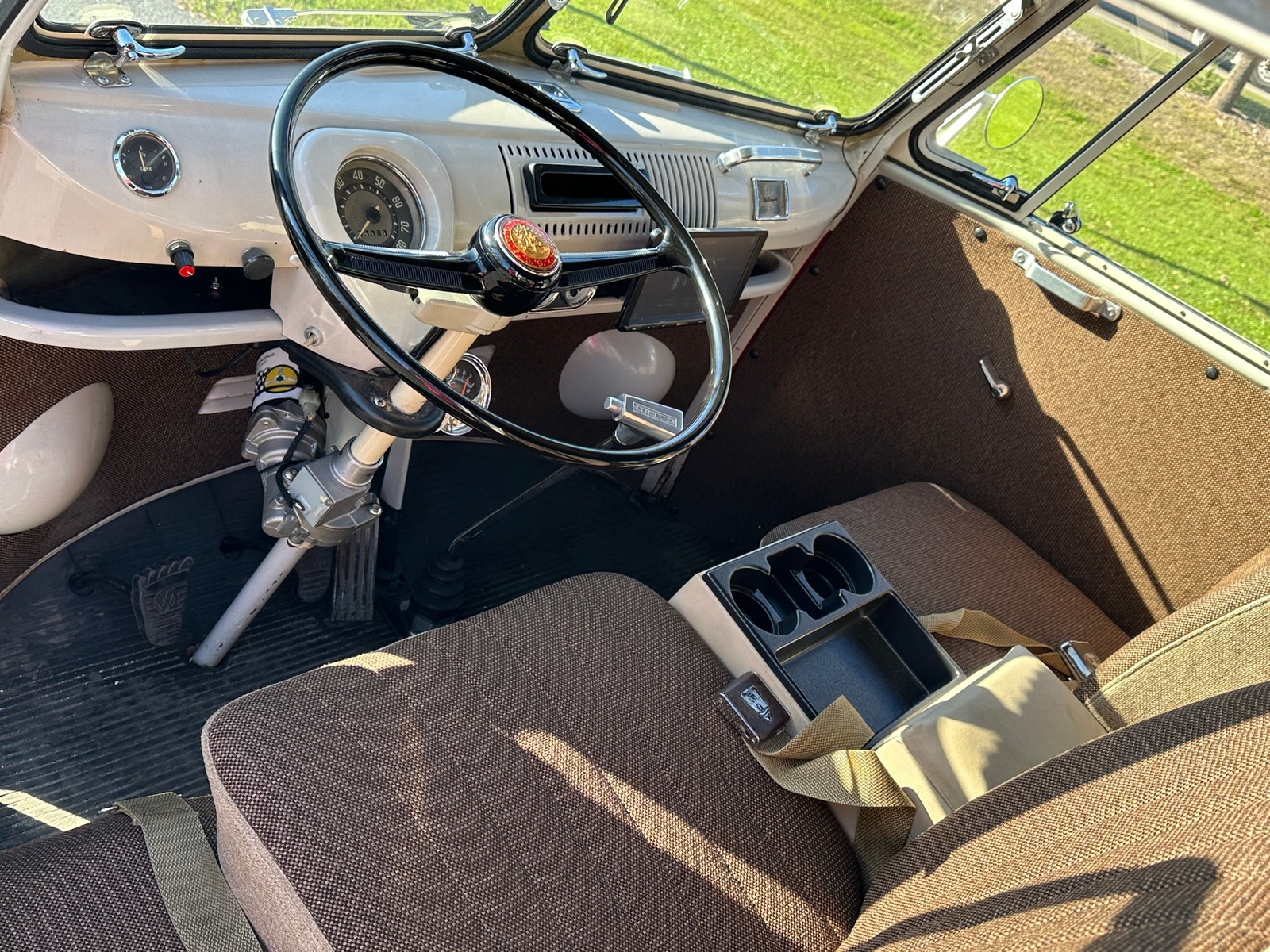 Volkswagen-BusVanagon-1967-MiniVAN-3