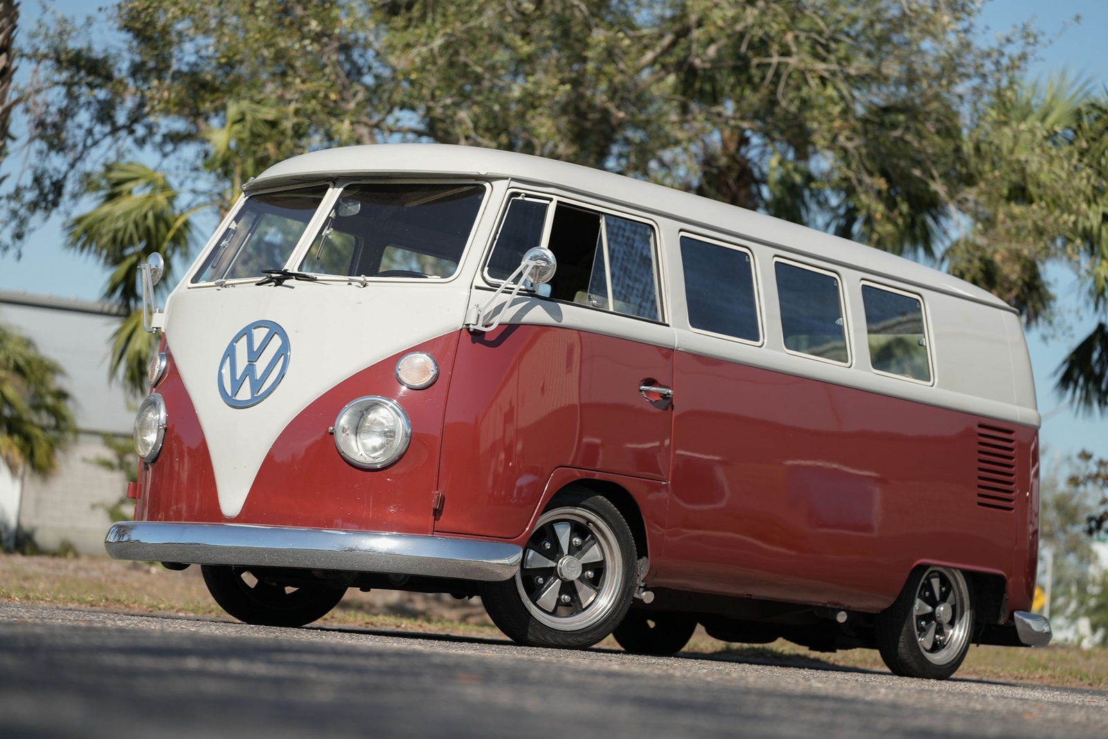 Volkswagen-BusVanagon-1967-MiniVAN-9