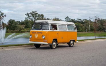Volkswagen-BusVanagon-1969-Bus-10