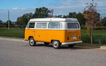 Volkswagen-BusVanagon-1969-Bus-11