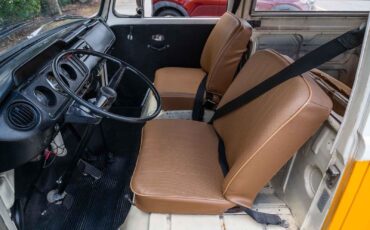 Volkswagen-BusVanagon-1969-Bus-13