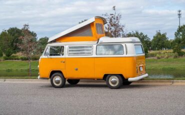 Volkswagen-BusVanagon-1969-Bus-22