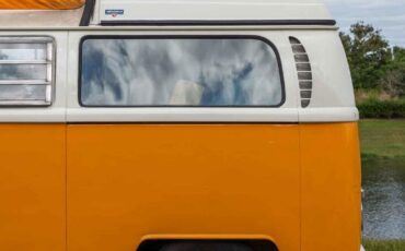 Volkswagen-BusVanagon-1969-Bus-26