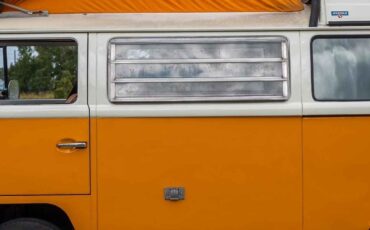 Volkswagen-BusVanagon-1969-Bus-27