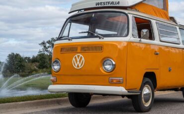 Volkswagen-BusVanagon-1969-Bus-30