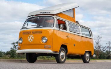 Volkswagen-BusVanagon-1969-Bus-31