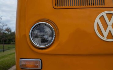 Volkswagen-BusVanagon-1969-Bus-34