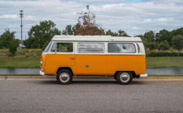 Volkswagen-BusVanagon-1969-Bus-37