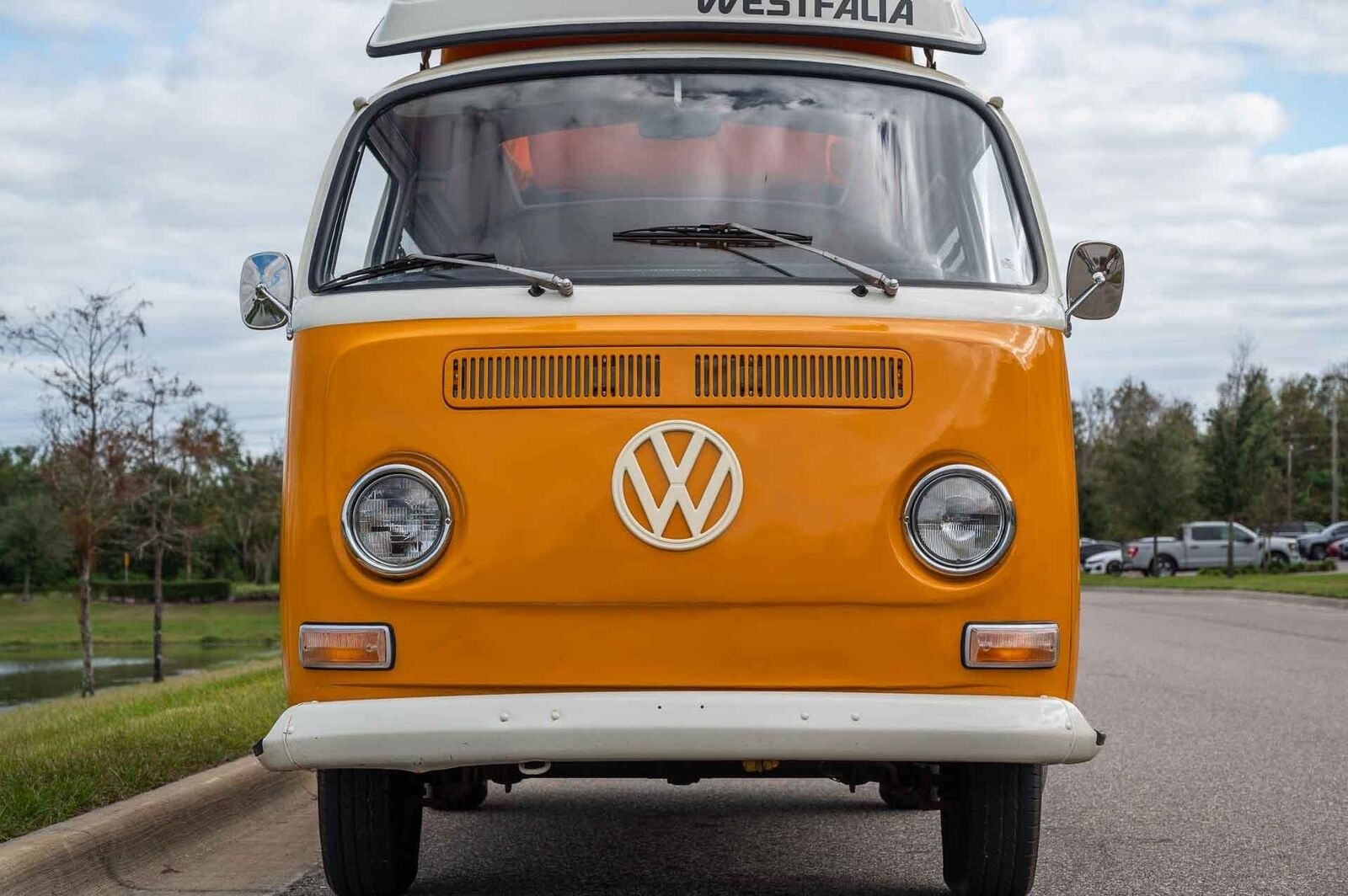 Volkswagen-BusVanagon-1969-Bus-9