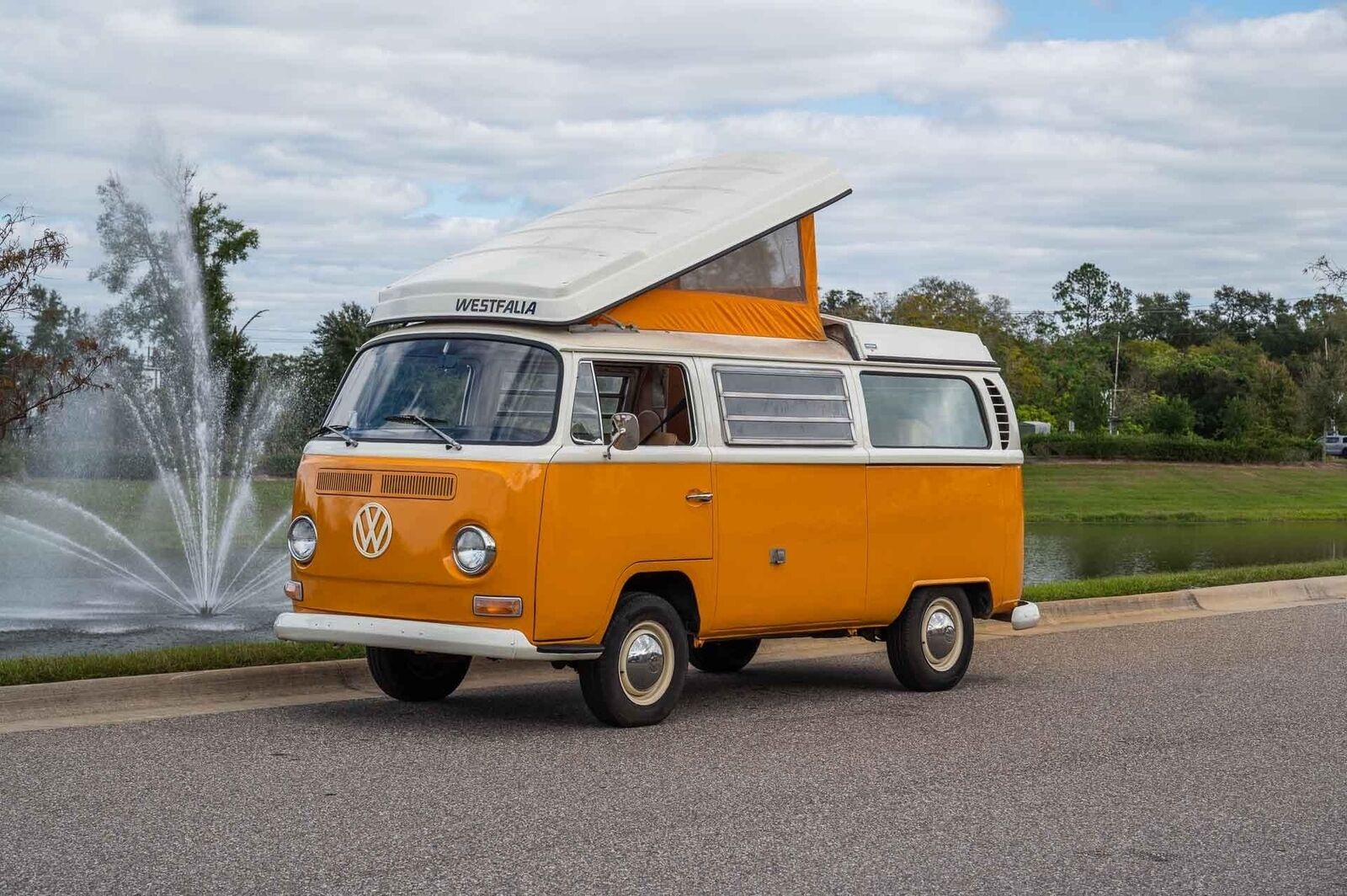 Volkswagen-BusVanagon-1969-Bus
