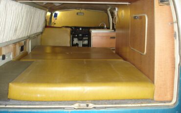 Volkswagen-BusVanagon-1971-Van-Camper-10