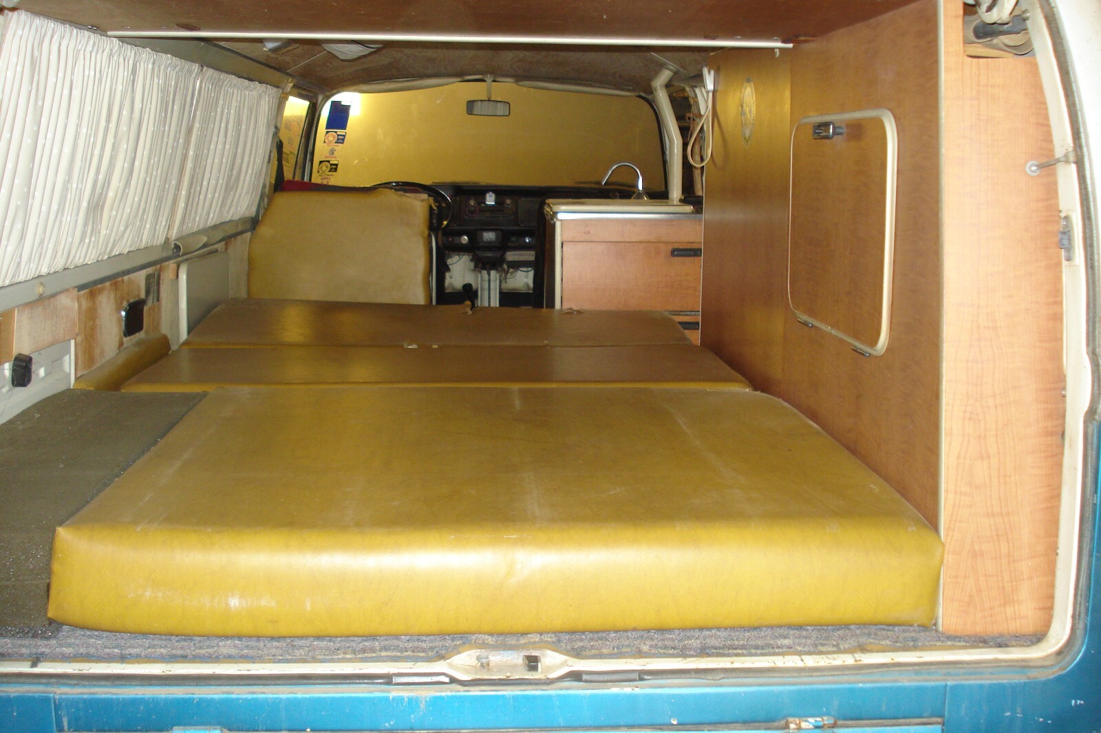 Volkswagen-BusVanagon-1971-Van-Camper-10