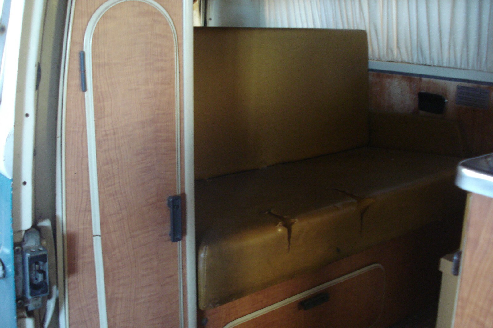 Volkswagen-BusVanagon-1971-Van-Camper-6