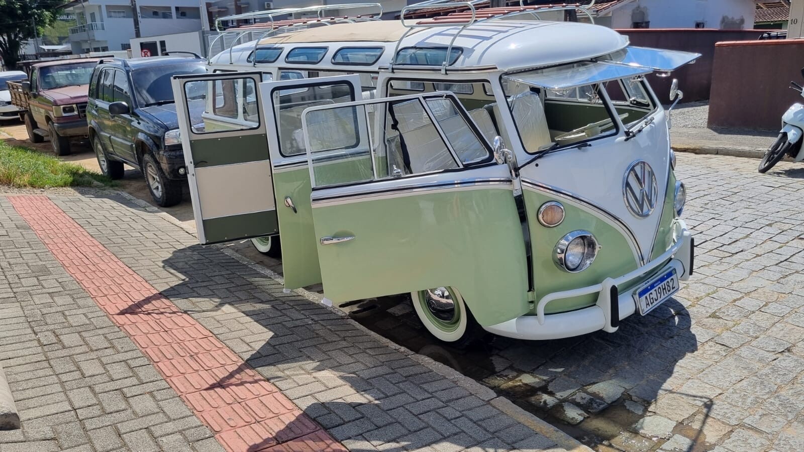 Volkswagen-BusVanagon-1972-16