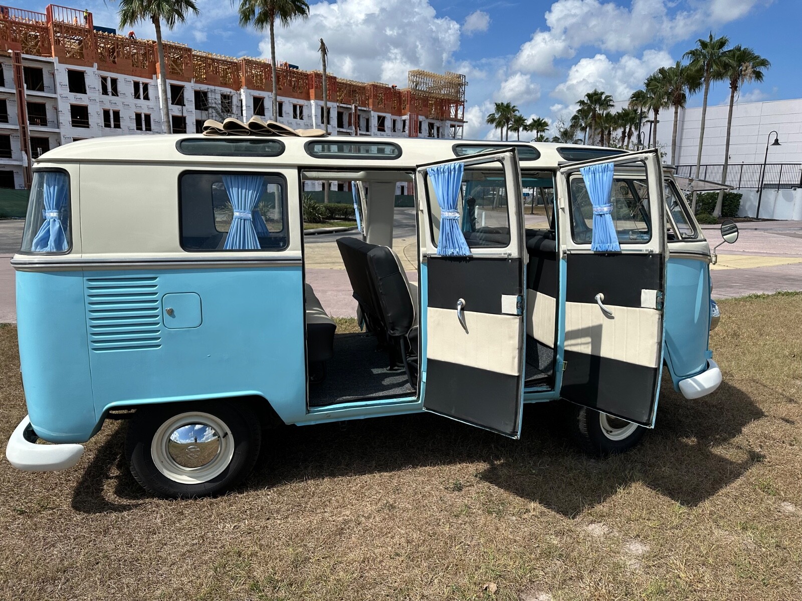 Volkswagen-BusVanagon-1972-8