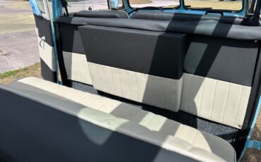 Volkswagen-BusVanagon-1972-9