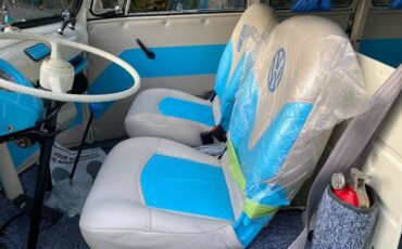 Volkswagen-BusVanagon-1974-3