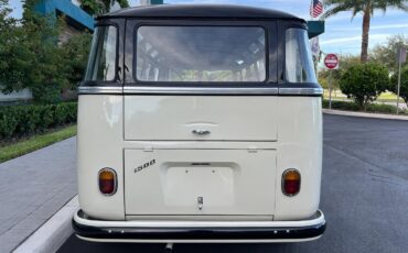 Volkswagen-BusVanagon-1974-Van-13