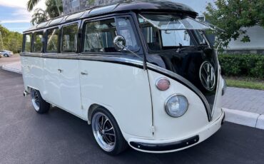 Volkswagen-BusVanagon-1974-Van-17