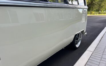 Volkswagen-BusVanagon-1974-Van-27