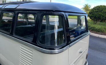 Volkswagen-BusVanagon-1974-Van-31