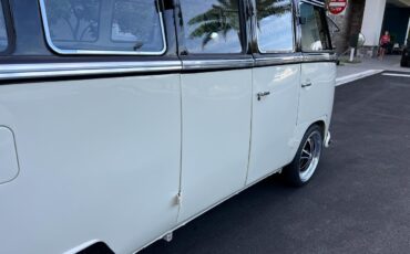 Volkswagen-BusVanagon-1974-Van-38