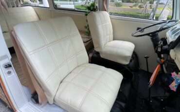 Volkswagen-BusVanagon-1977-2