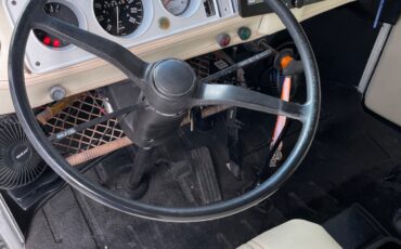 Volkswagen-BusVanagon-1977-4