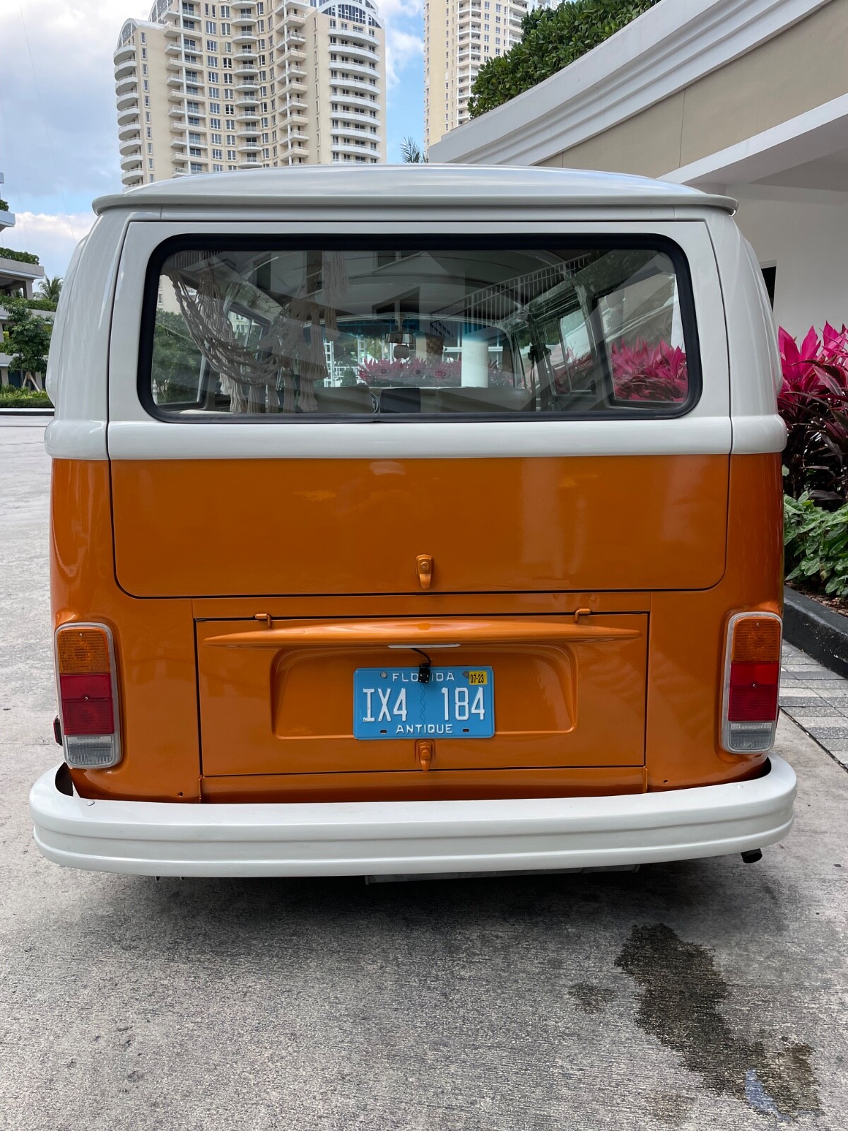 Volkswagen-BusVanagon-1977-6