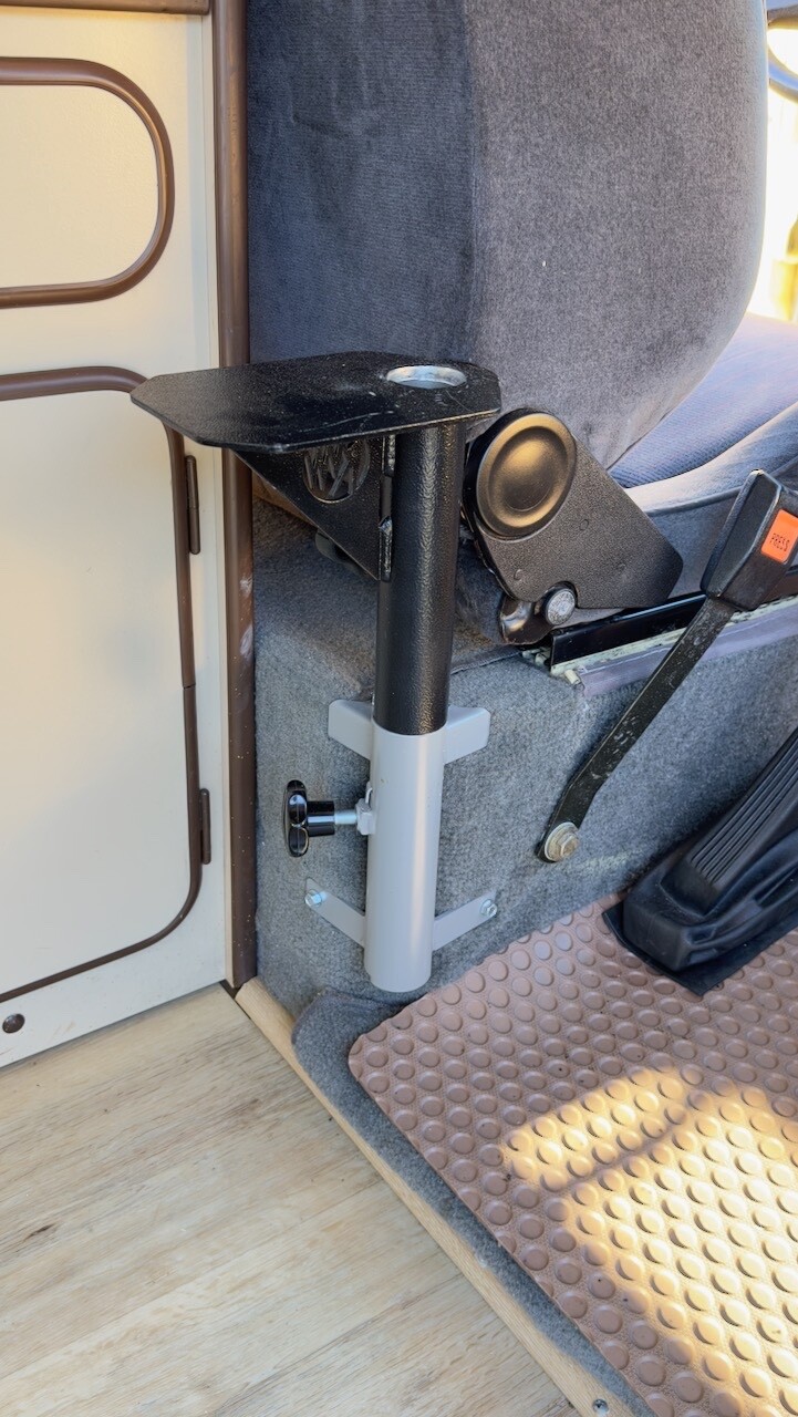 Volkswagen-BusVanagon-1981-Van-Camper-10