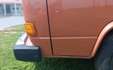 Volkswagen-BusVanagon-1981-Van-Camper-13