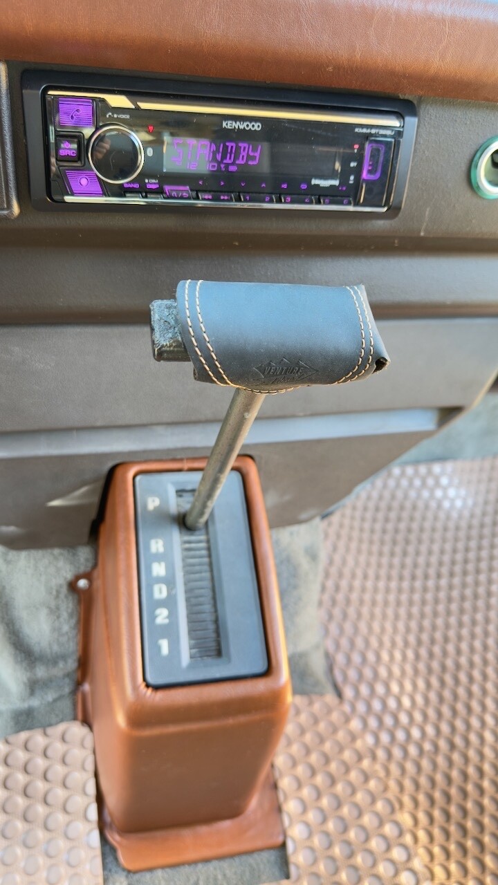 Volkswagen-BusVanagon-1981-Van-Camper-14