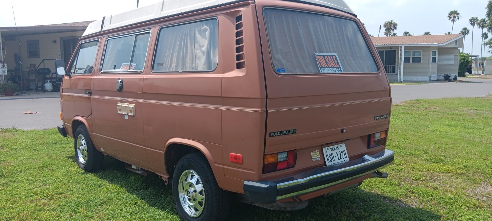Volkswagen-BusVanagon-1981-Van-Camper-17