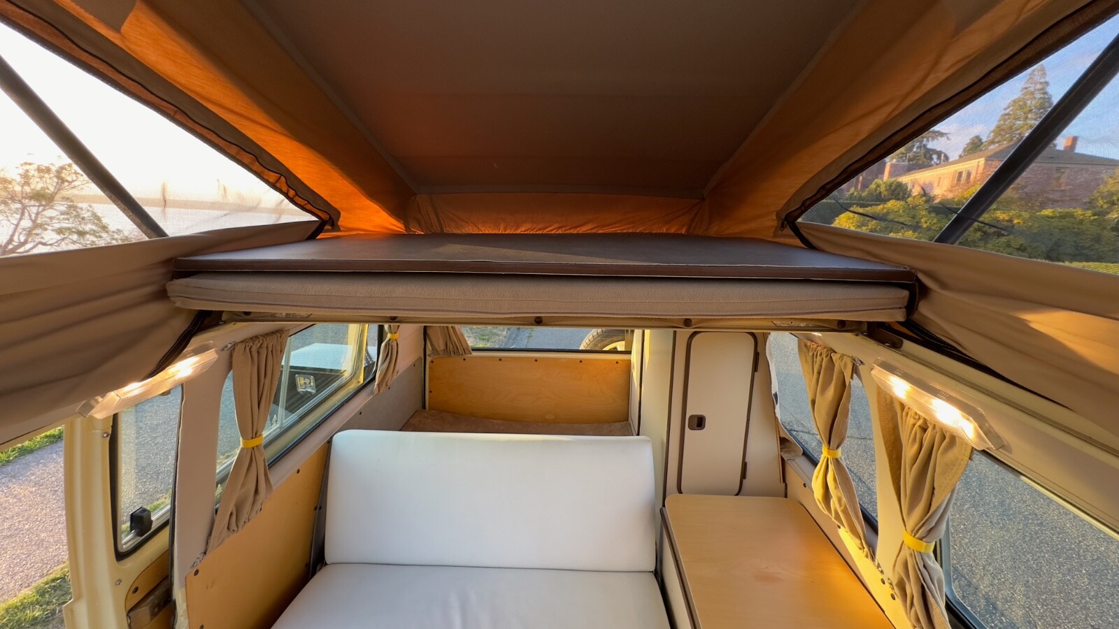 Volkswagen-BusVanagon-1981-Van-Camper-18