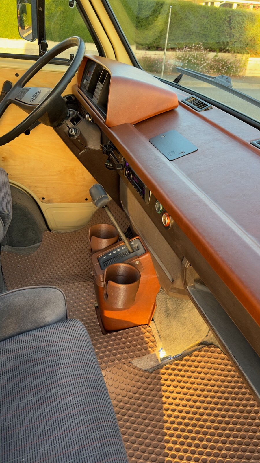 Volkswagen-BusVanagon-1981-Van-Camper-20